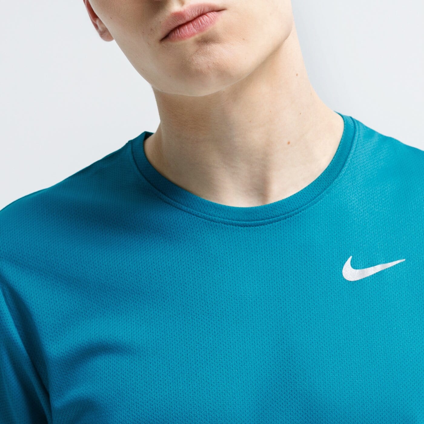 Koszulka męska NIKE T-SHIRT BREATHE cj5332-370 kolor zielony