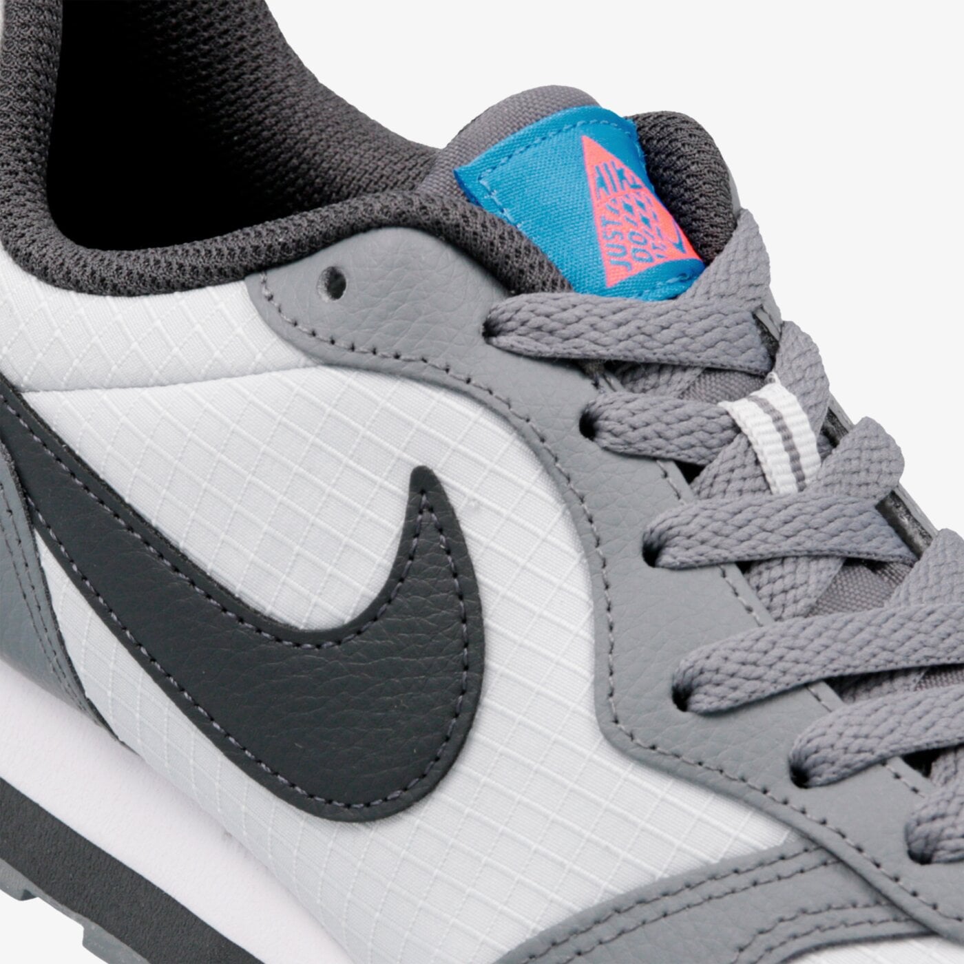 Buty dziecięce NIKE MD RUNNER 2 (GS) 807316-015 kolor szary