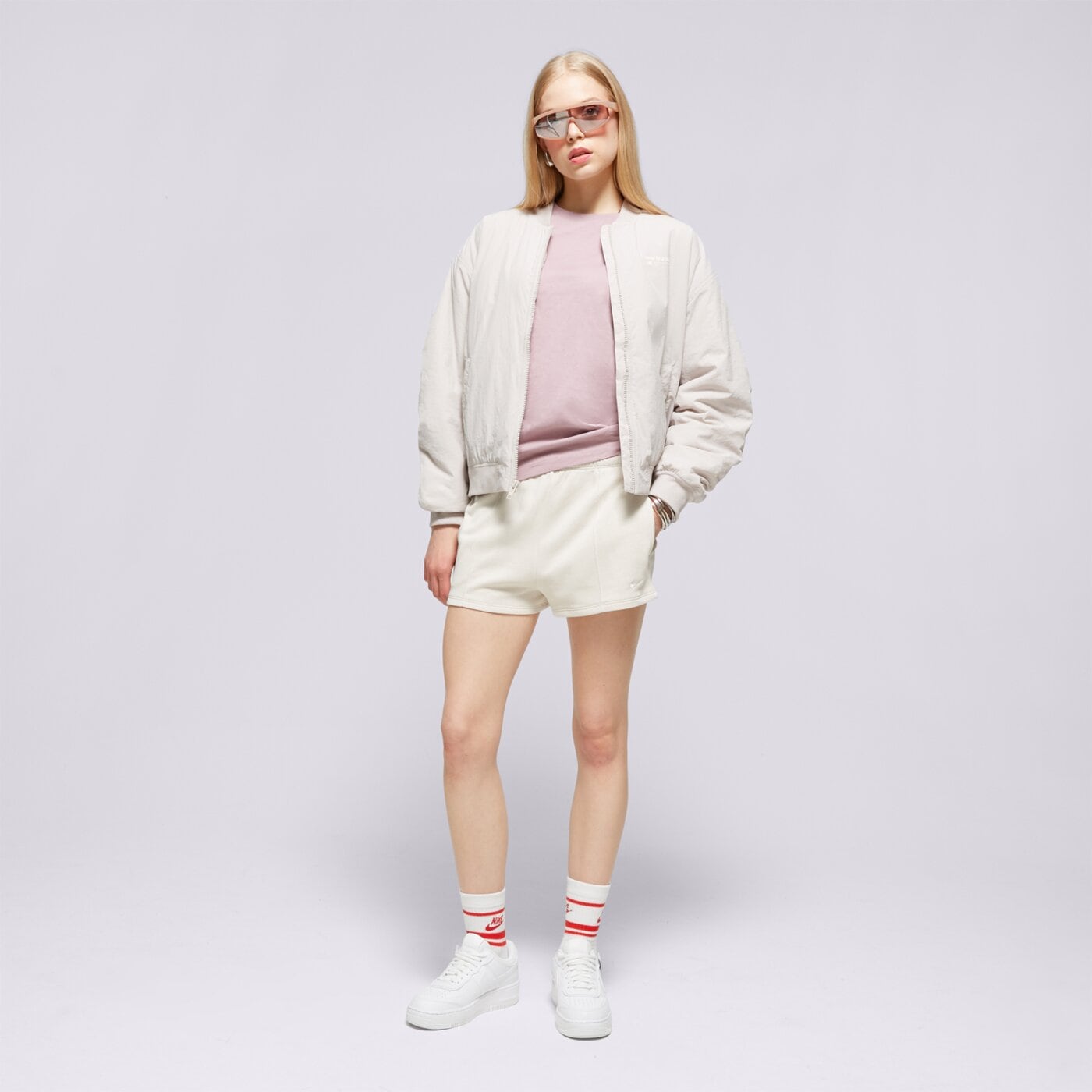 Spodenki damskie NIKE SZORTY W NSW NK CHLL FT HR 2IN SHORT fn2455-104 kolor brązowy