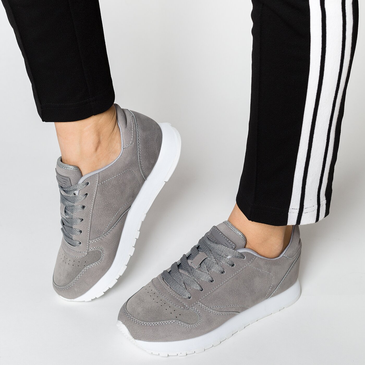 Buty sportowe damskie FEEWEAR HAYLE fwwd118002 kolor szary