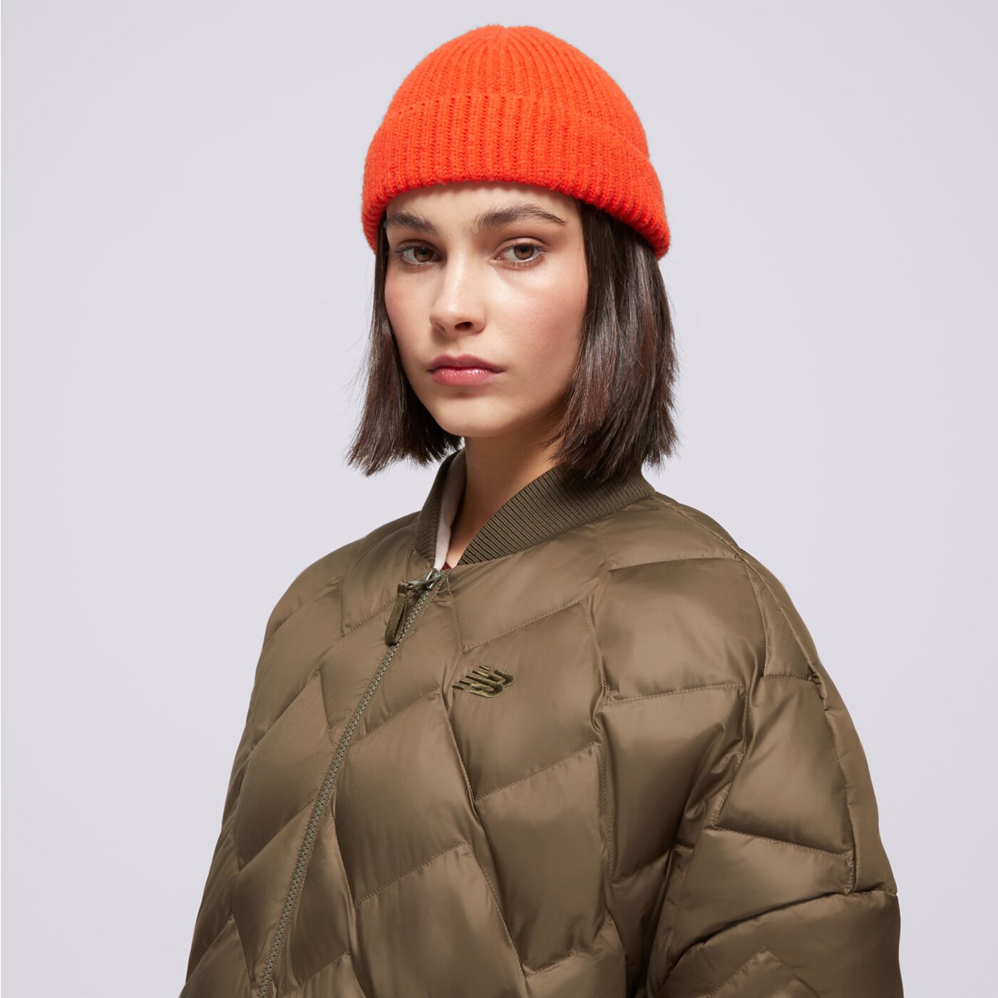 Kurtka zimowa damska NEW BALANCE KURTKA PINNACLE BOMBER FRENCH wj43503dmo kolor khaki