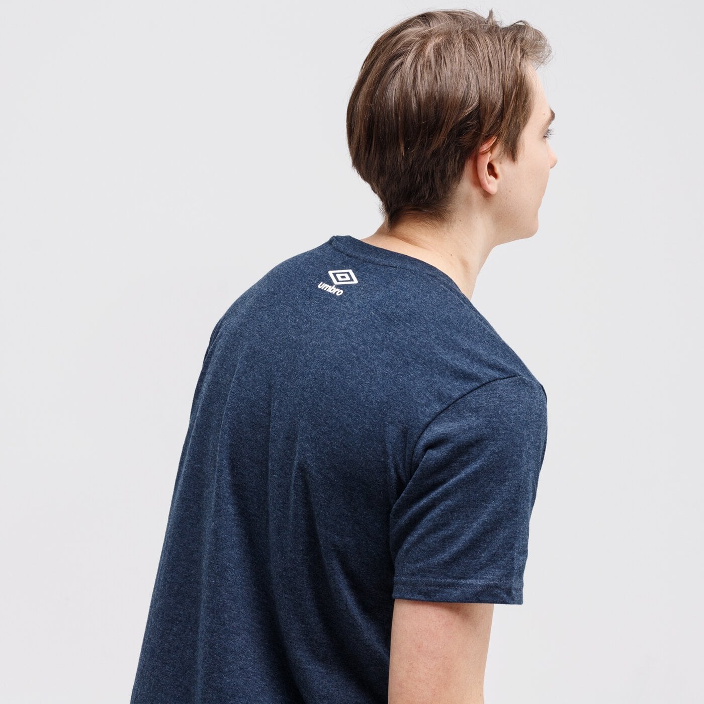 Koszulka męska UMBRO T-SHIRT ANTHAN ul121tsm89001 kolor granatowy