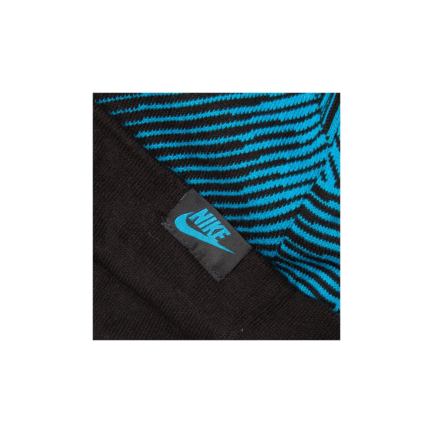 Czapka zimowa damska NIKE CZAPKA ZIMOWA SEASONAL CUFF BEANIE YTH 728497407 kolor niebieski