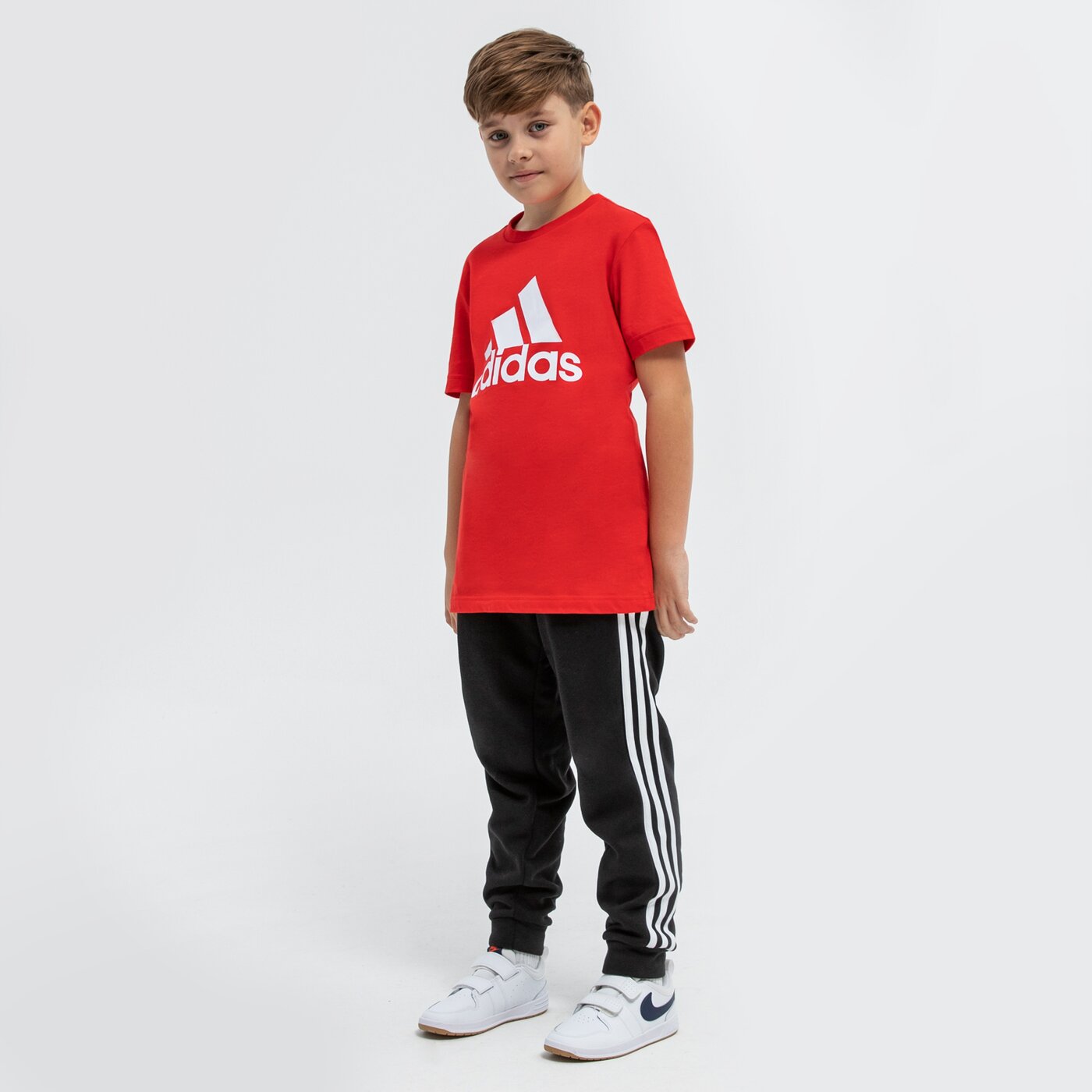 Koszulka dziecięca ADIDAS T-SHIRT SS B BL T BOY gn3993 kolor czerwony