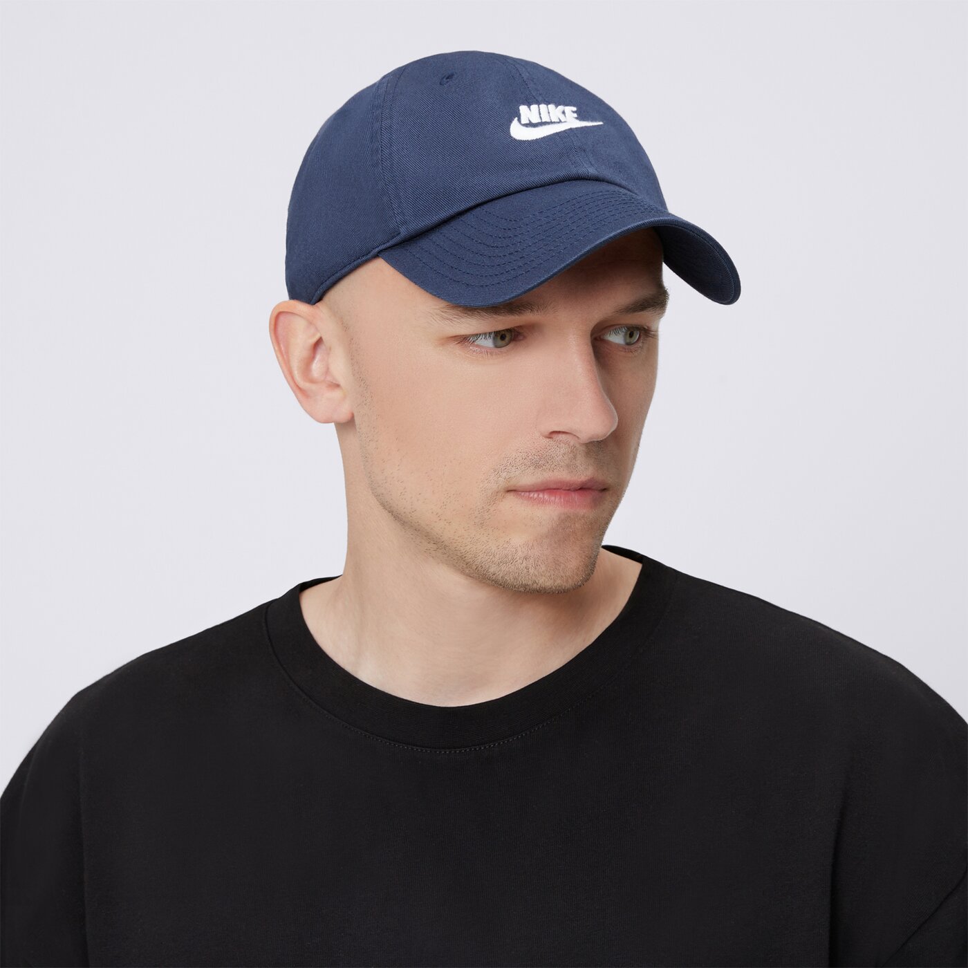 Czapka z daszkiem damska NIKE CZAPKA fb5368-451 kolor granatowy