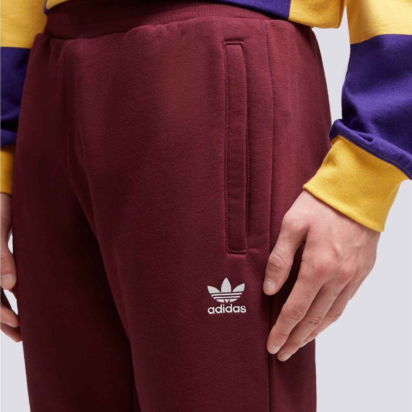 Spodnie dresowe męskie ADIDAS SPODNIE ESSENTIALS PANT im2099 kolor bordowy