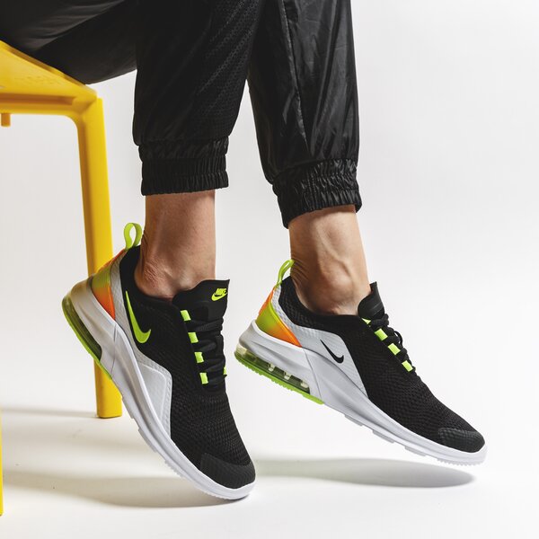 Buty dziecięce NIKE AIR MAX MOTION 2 bv0710-001 kolor czarny