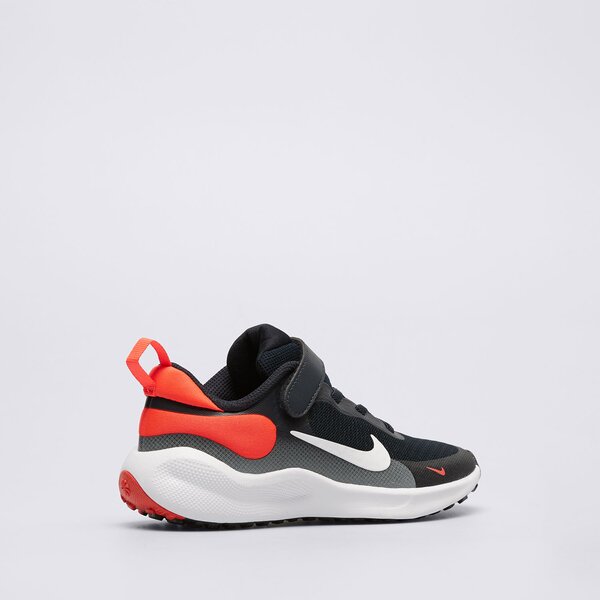 Buty do biegania dla dzieci NIKE REVOLUTION 7 PSV fb7690-400 kolor czarny