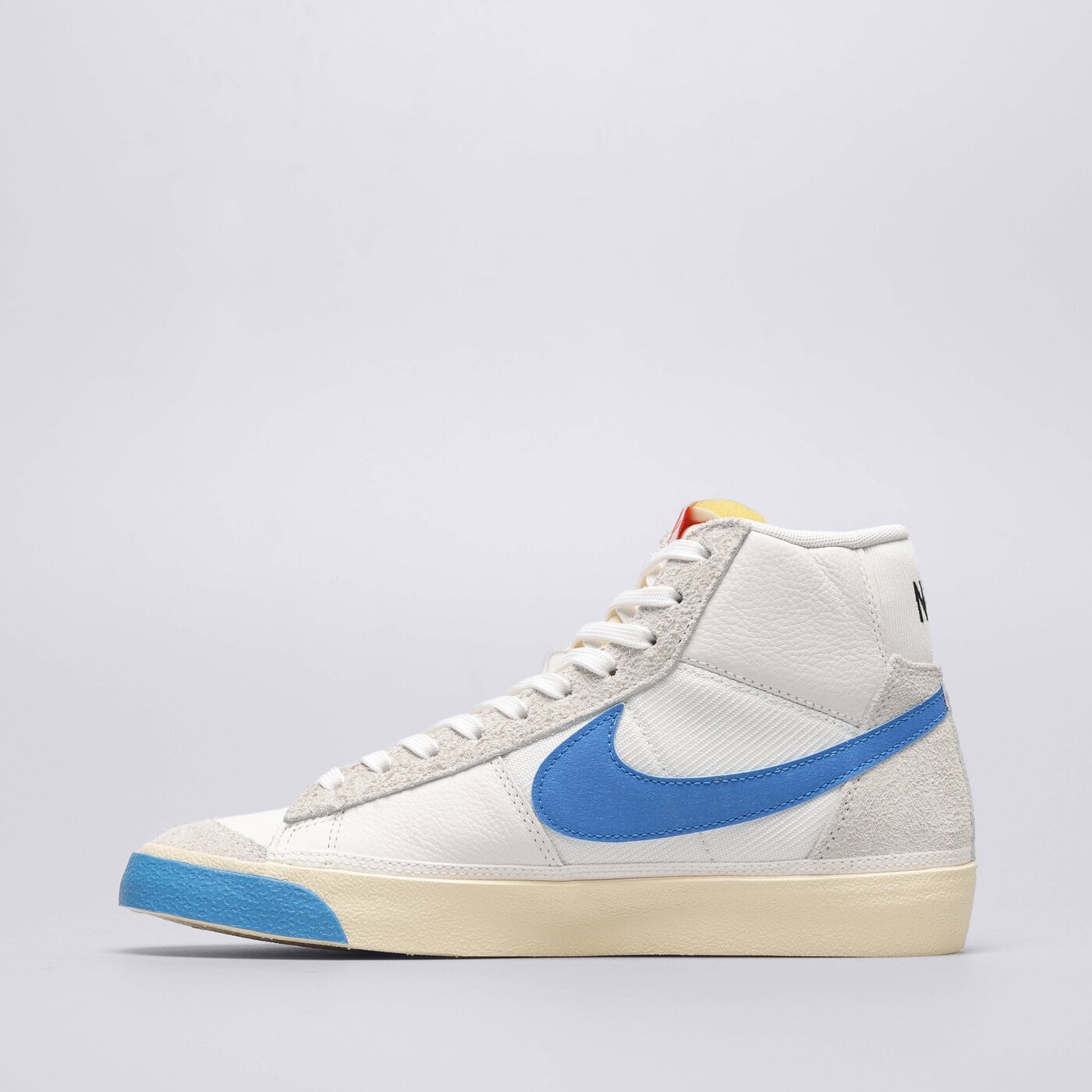 Buty sportowe męskie NIKE BLAZER '77 REMASTERED dq7673-102 kolor biały