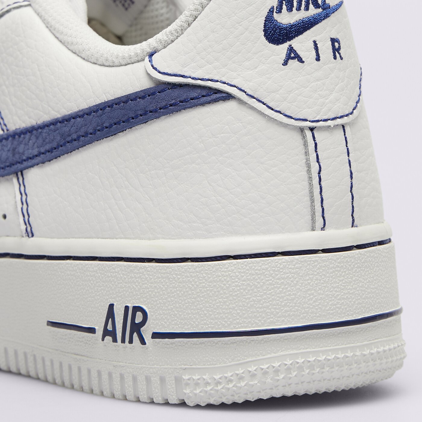Buty dziecięce NIKE AIR FORCE 1 LV8 4 BG hj4563-100 kolor biały