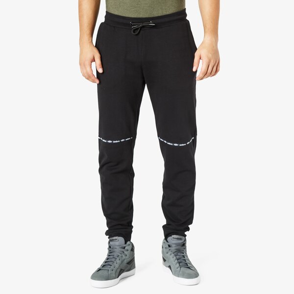 Spodnie dresowe męskie UMBRO SPODNIE VERDITE ul38spm01001 kolor czarny