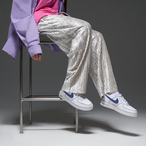 Buty dziecięce NIKE AIR FORCE 1 LV8 4 BG hj4563-100 kolor biały