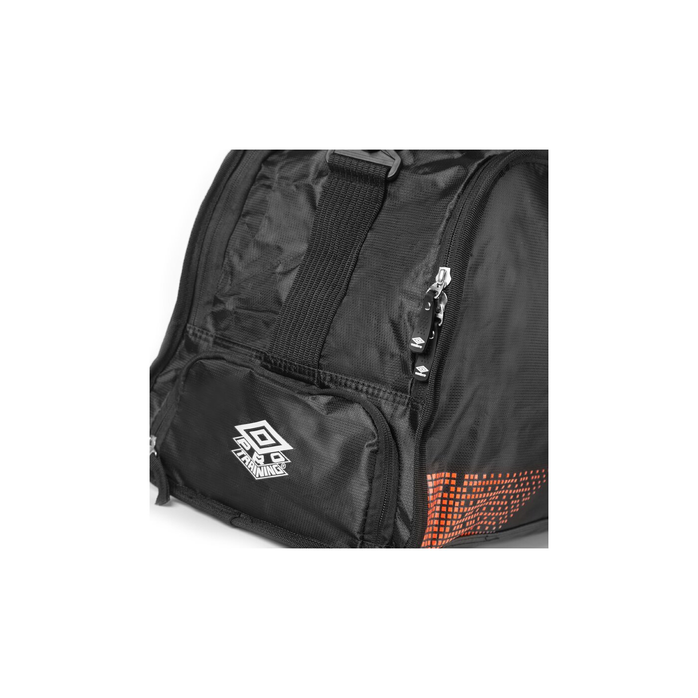 Torba męska UMBRO TORBA PRO TRAINING MICRO HOLDALL 30540ucgz kolor czarny