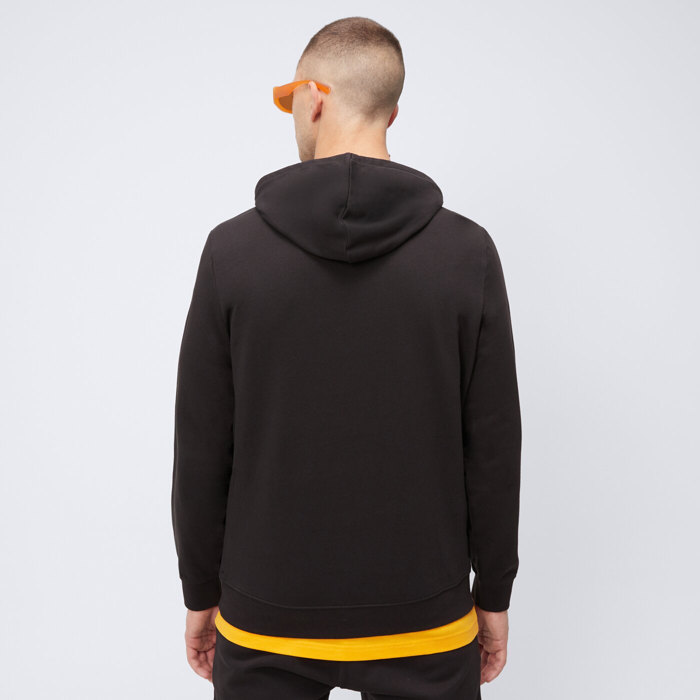 Bluza męska PUMA BLUZA Z KAPTUREM ESS ELEVATED 68472801 kolor czarny