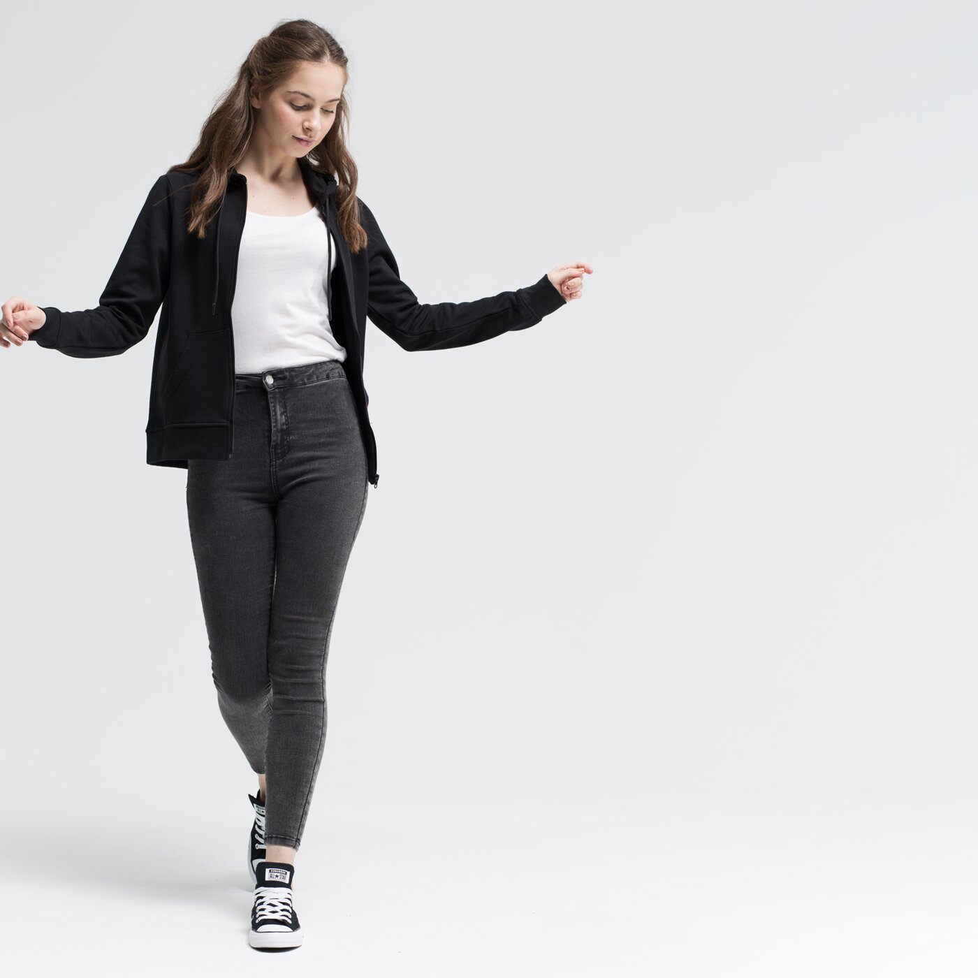 Bluza damska UMBRO BLUZA ROZPINANA Z KAPTUREM OTAMA ul39bld21001 kolor czarny