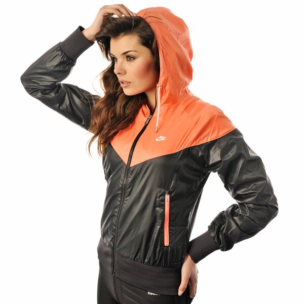 Kurtka przejściowa damska NIKE KURTKA BETTER WINDRUNNER 341297014 kolor czarny