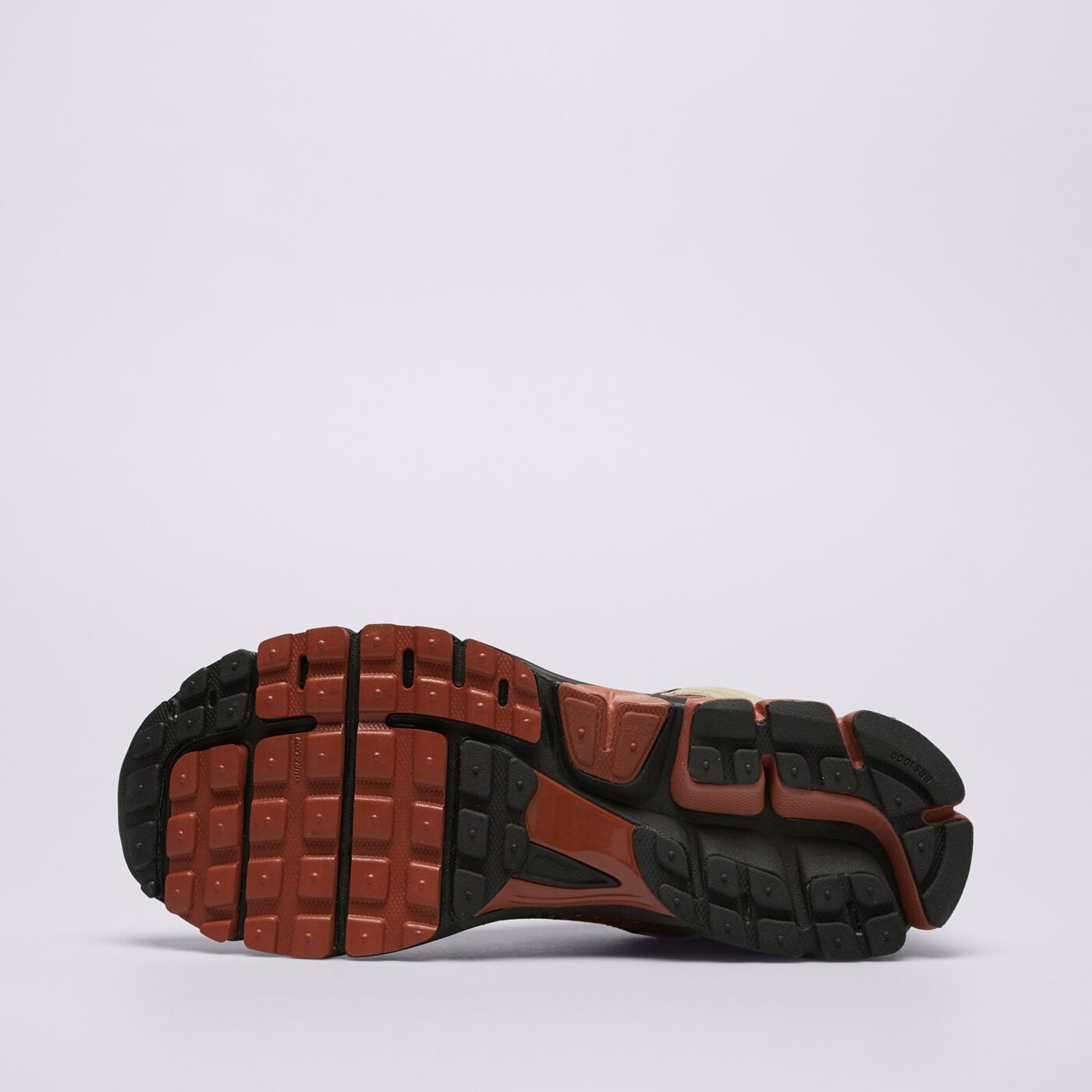 Buty sportowe męskie NIKE ZOOM VOMERO 5 hf1553-201 kolor beżowy