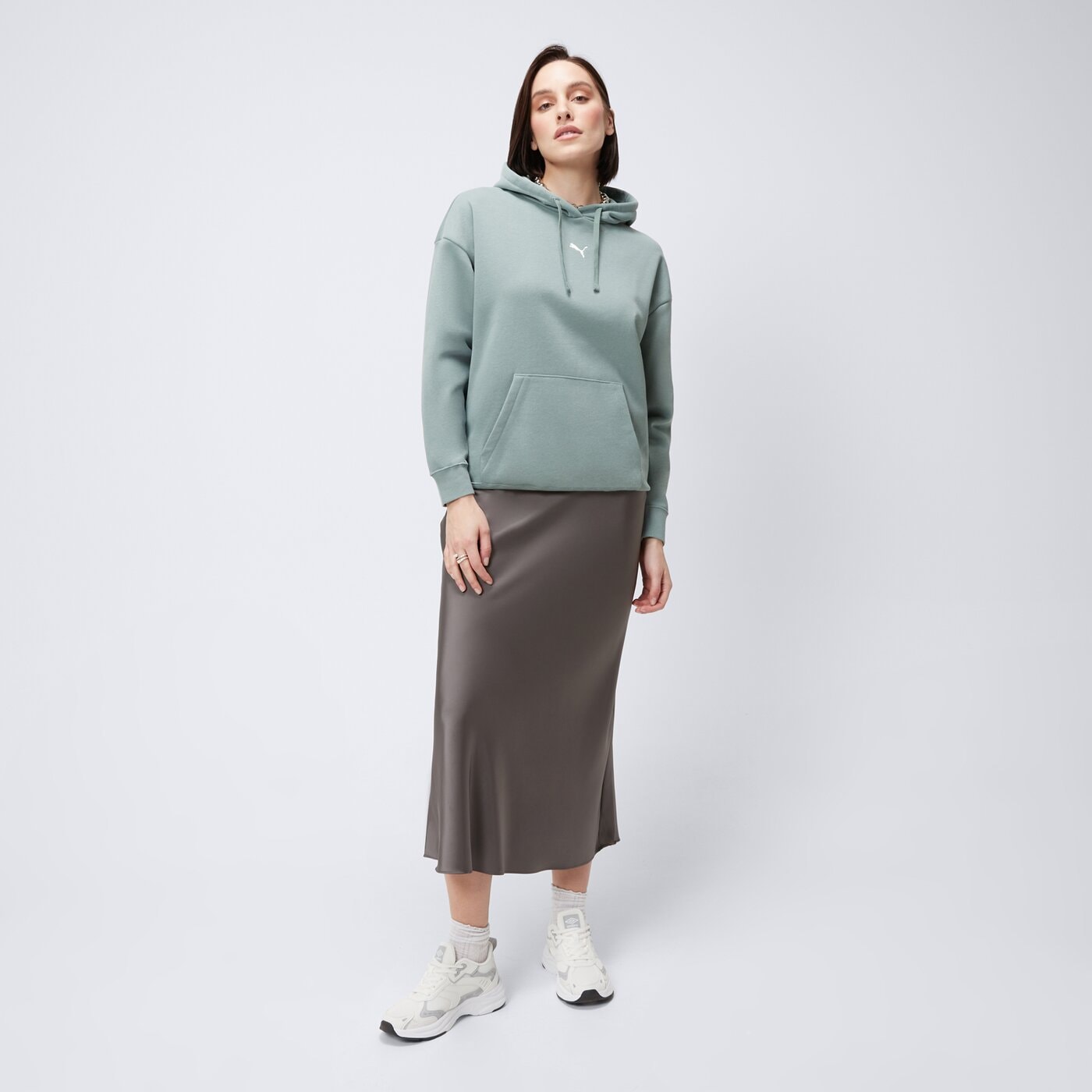 Bluza damska PUMA BLUZA Z KAPTUREM ESS OVERSIZED 685398 30 kolor zielony