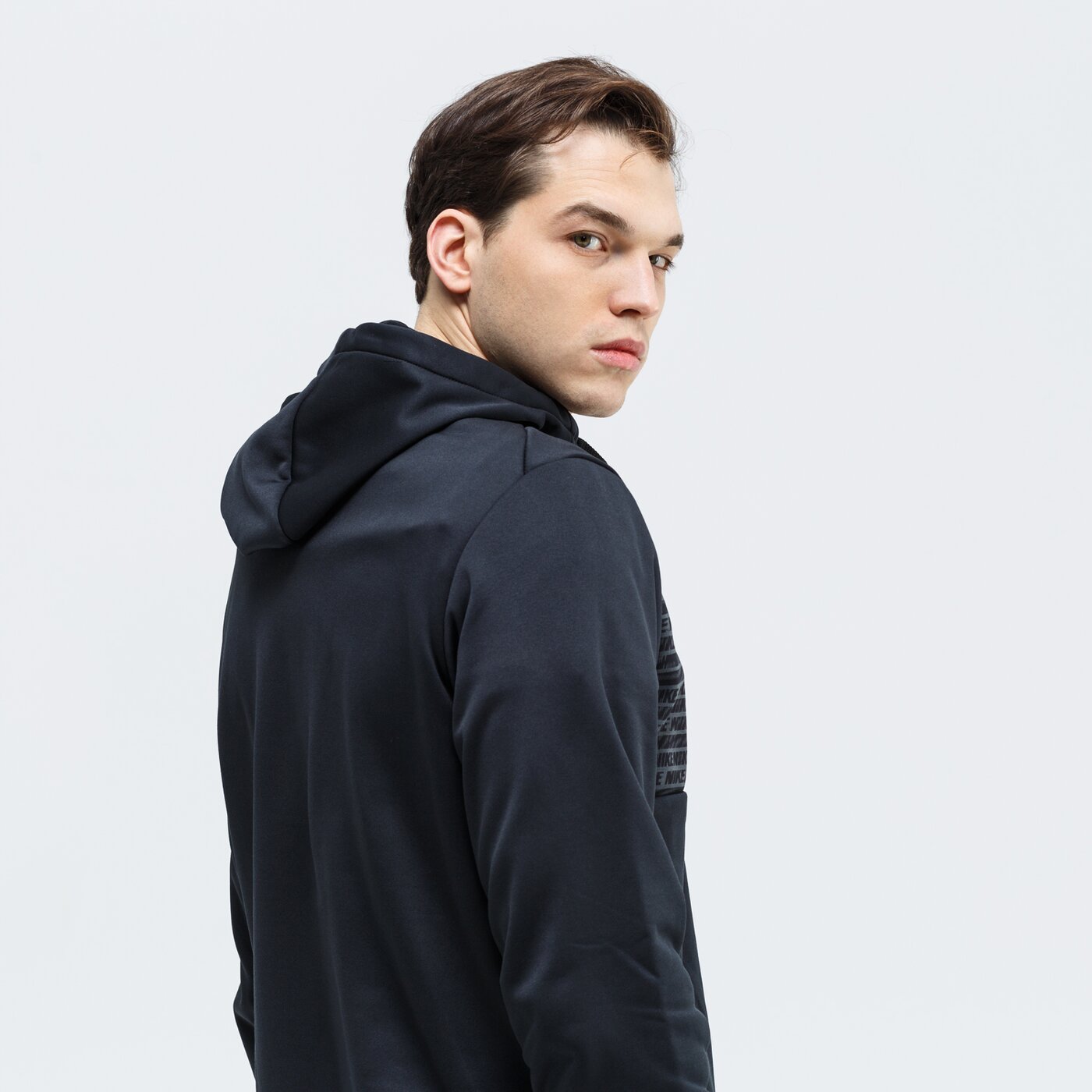 Bluza męska NIKE BLUZA M NK THRMA FL HD PO GFX 2 bv2764-010 kolor czarny