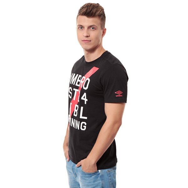 Koszulka męska UMBRO T-SHIRT GRAPHIC FTBL TEE 62582u060 kolor czarny