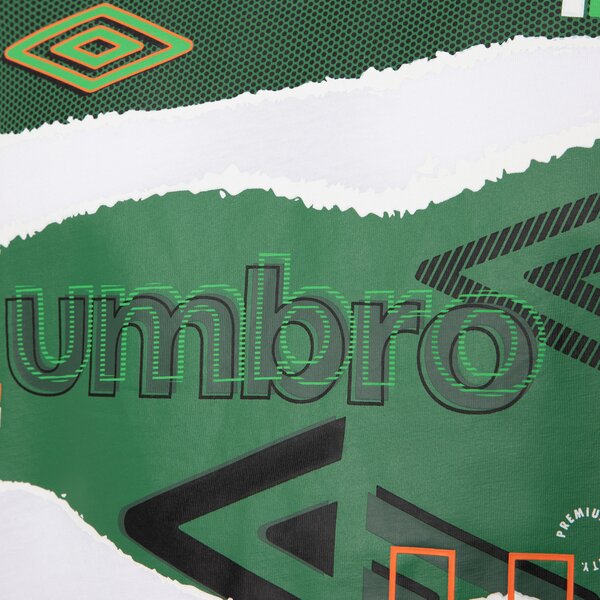 Koszulka męska UMBRO T-SHIRT UMBRO GRAPHICS B LOGO WHITE ul325tsm04002 kolor biały