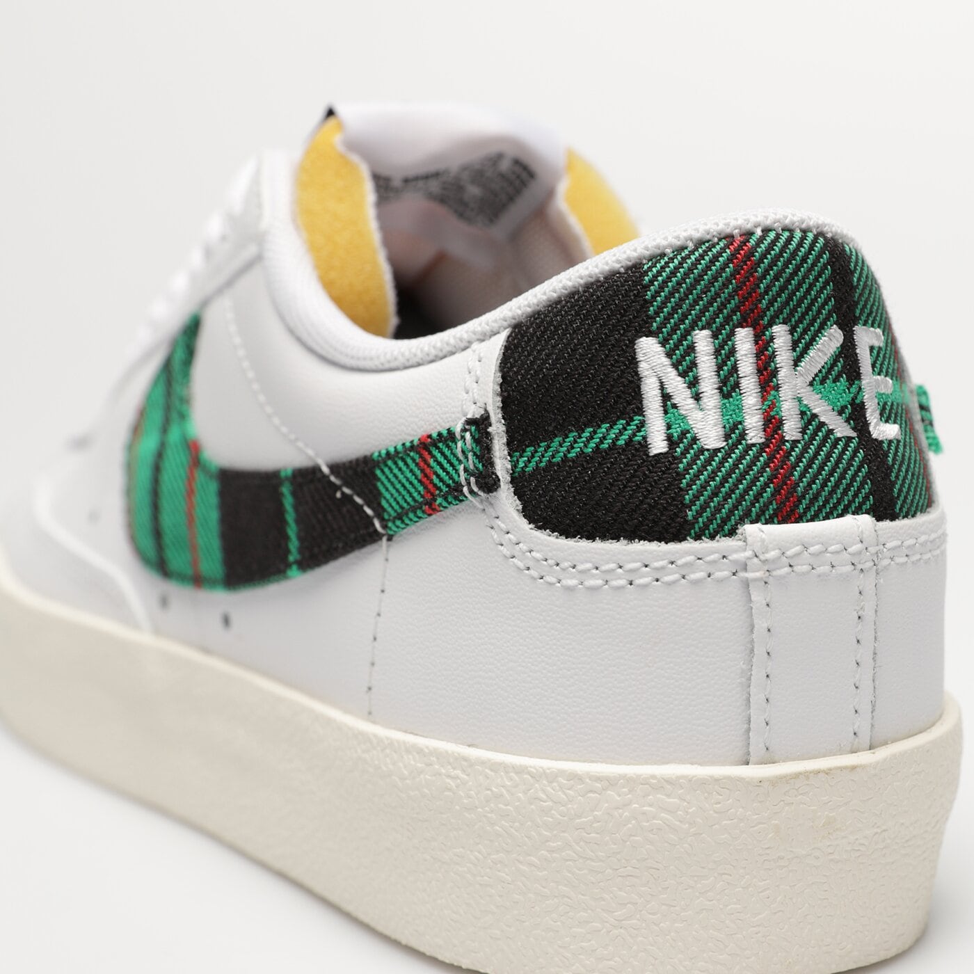 Buty sportowe męskie NIKE BLAZER LOW '77 PREMIUM dv0801-100 kolor biały