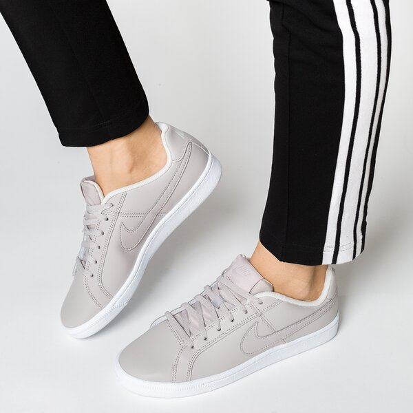 Buty dziecięce NIKE COURT ROYALE BG 833535-201 kolor beżowy