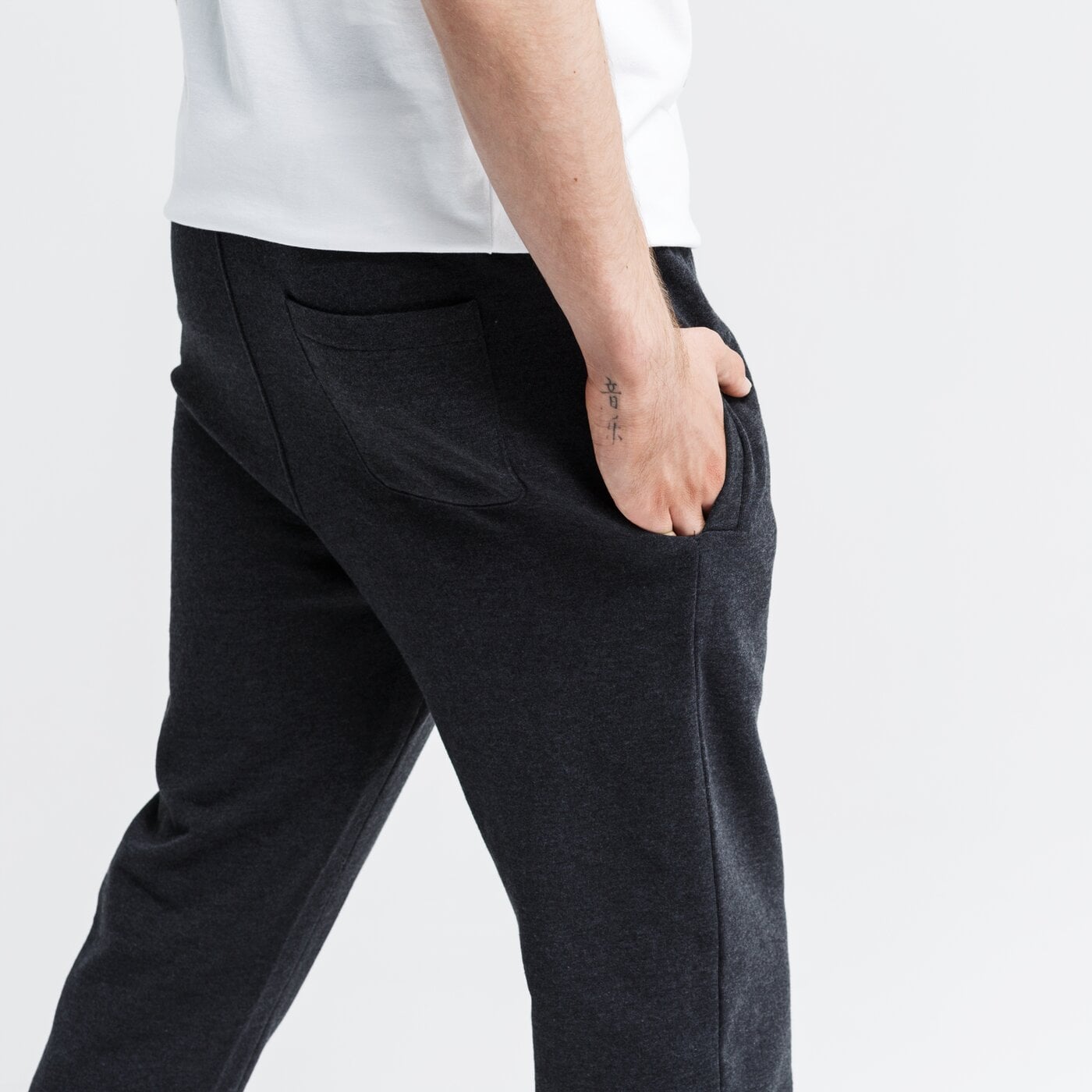 Spodnie dresowe męskie UMBRO SPODNIE COLIN ul39spm15001 kolor szary