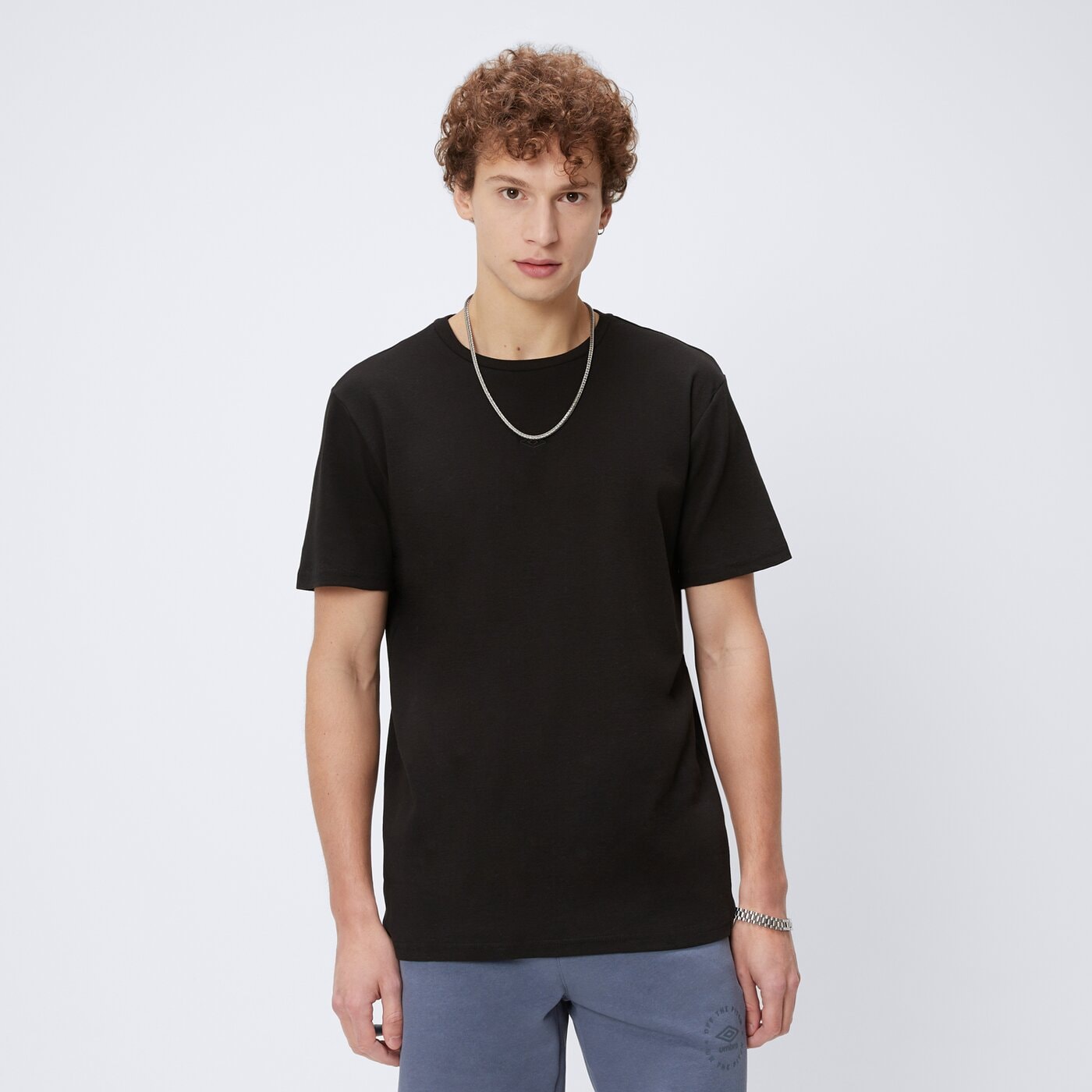 Koszulka męska UMBRO T-SHIRT ESS SMALL LOGO ul125tsm81002 kolor czarny