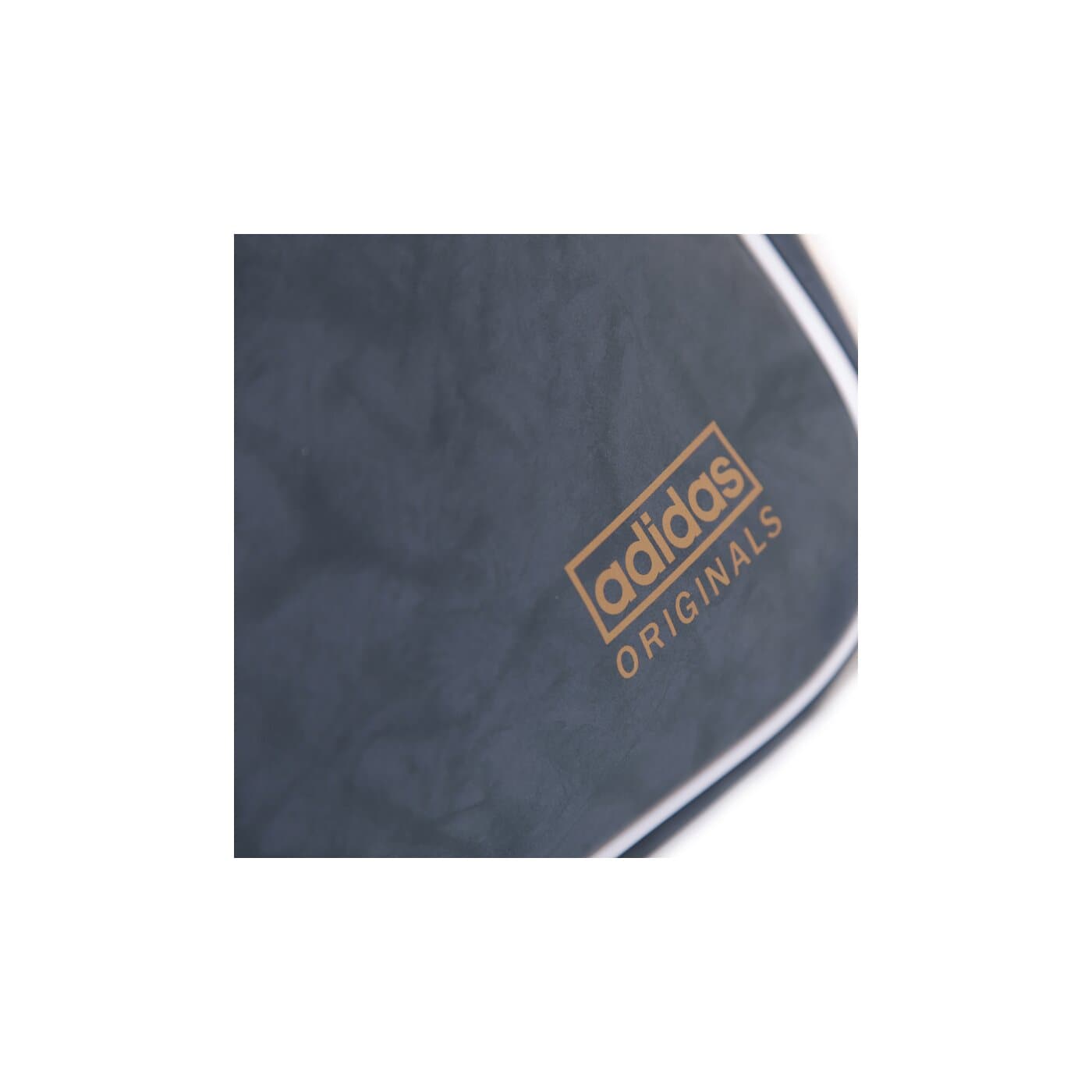 Torba sportowa damska ADIDAS TORBA AIRLINER SUEDE m30520 kolor granatowy