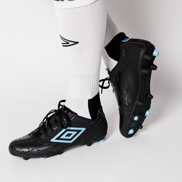 Buty piłkarskie męskie UMBRO UX ACCURO CLUB HG 81185ufaf kolor czarny