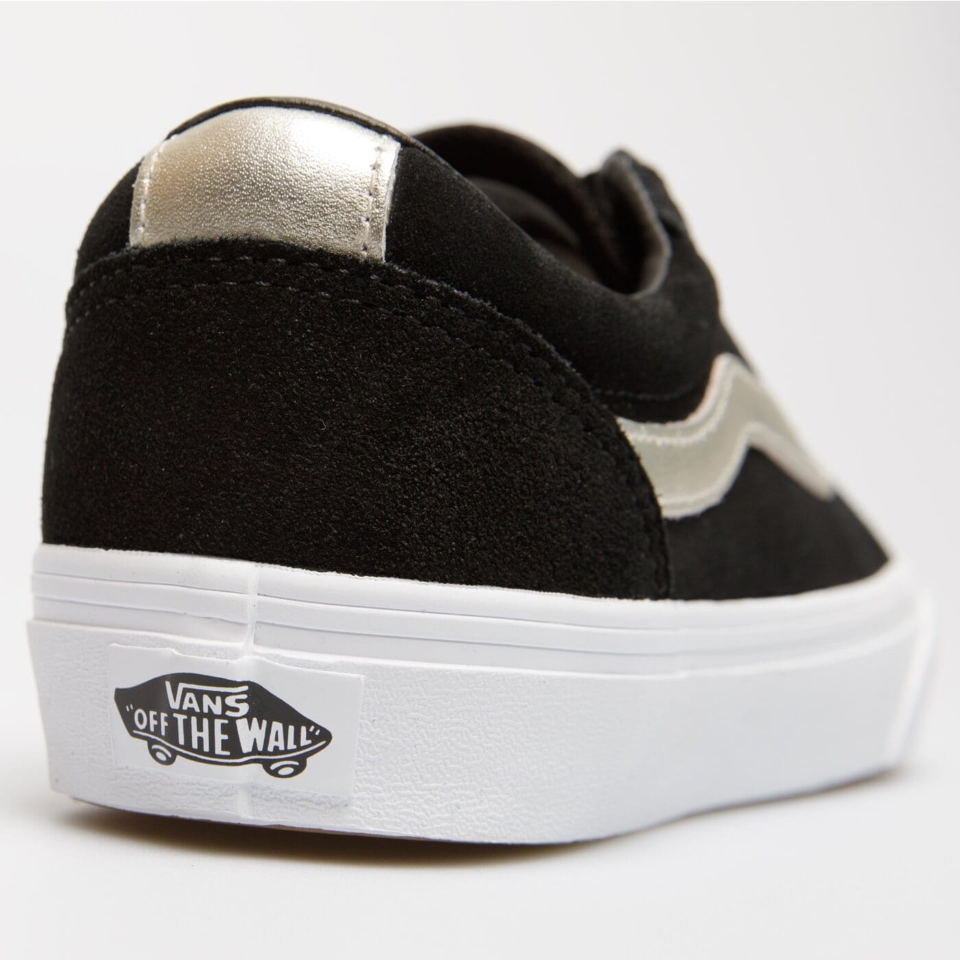 Buty sportowe damskie VANS WM WARD vn0a5htma891 kolor czarny