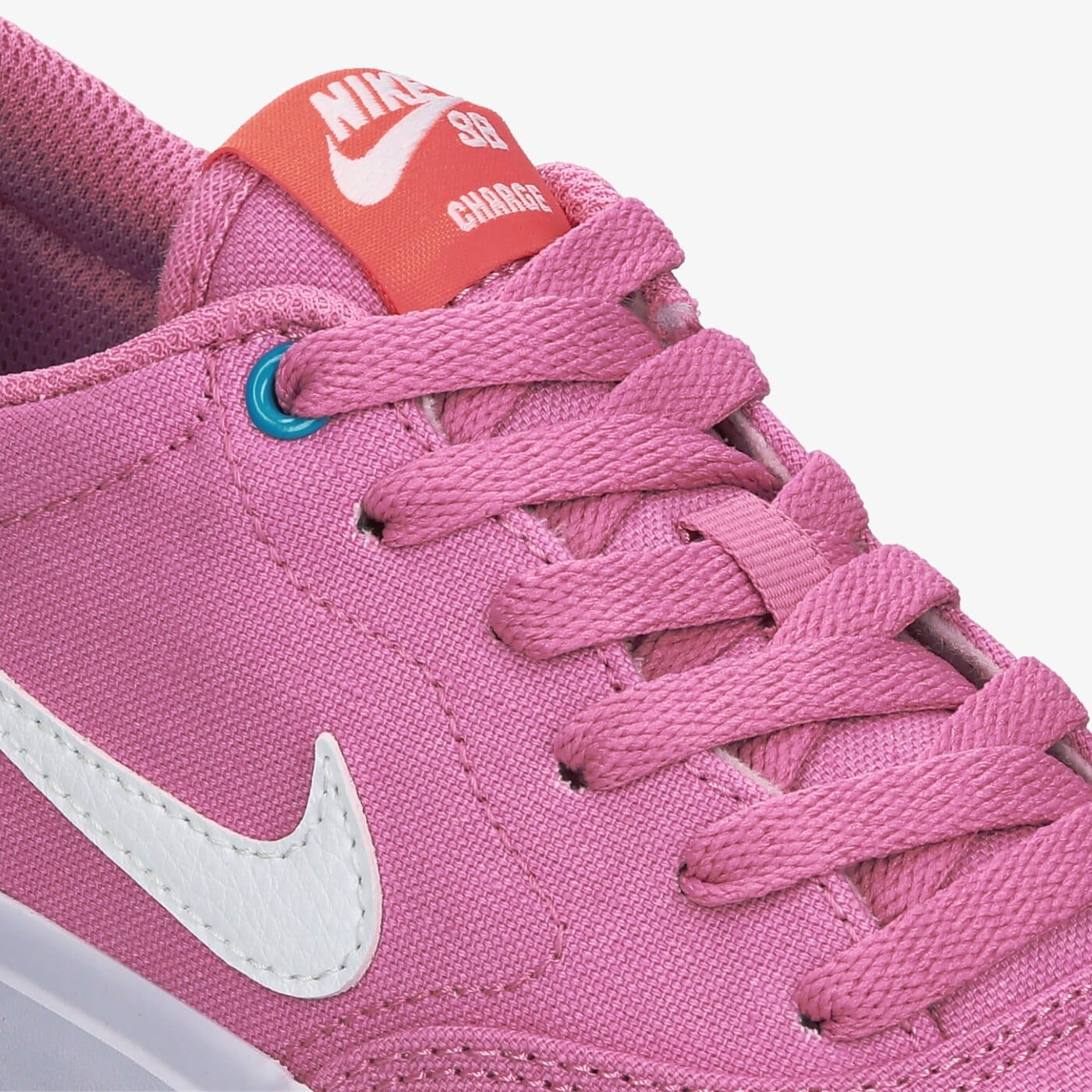 Buty sportowe damskie NIKE SB CHARGE CANVAS cn5269-600 kolor różowy