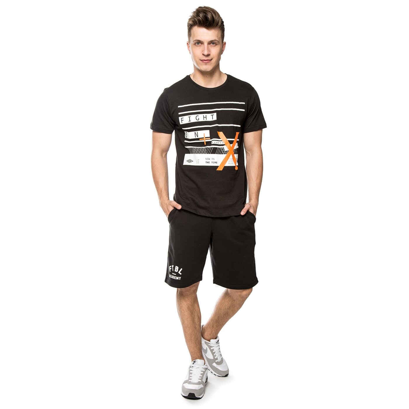 Koszulka męska UMBRO T-SHIRT LASO ul16tsmpr056 kolor czarny