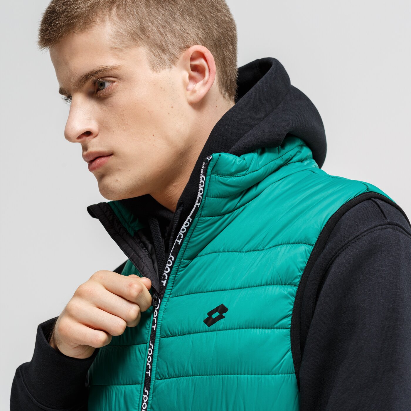 Bezrękawnik męski LOTTO BEZRĘKAWNIK USIGNOLO lo39kam02001 kolor czarny