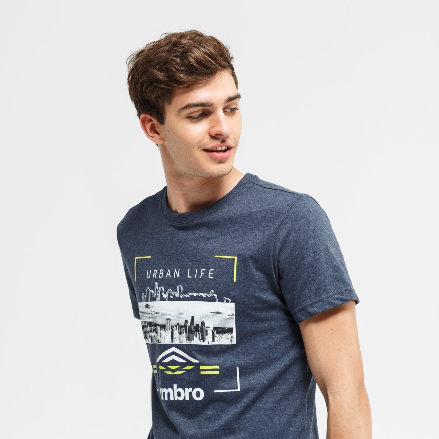 Koszulka męska UMBRO T-SHIRT MAURICE ul39tsm30002 kolor granatowy