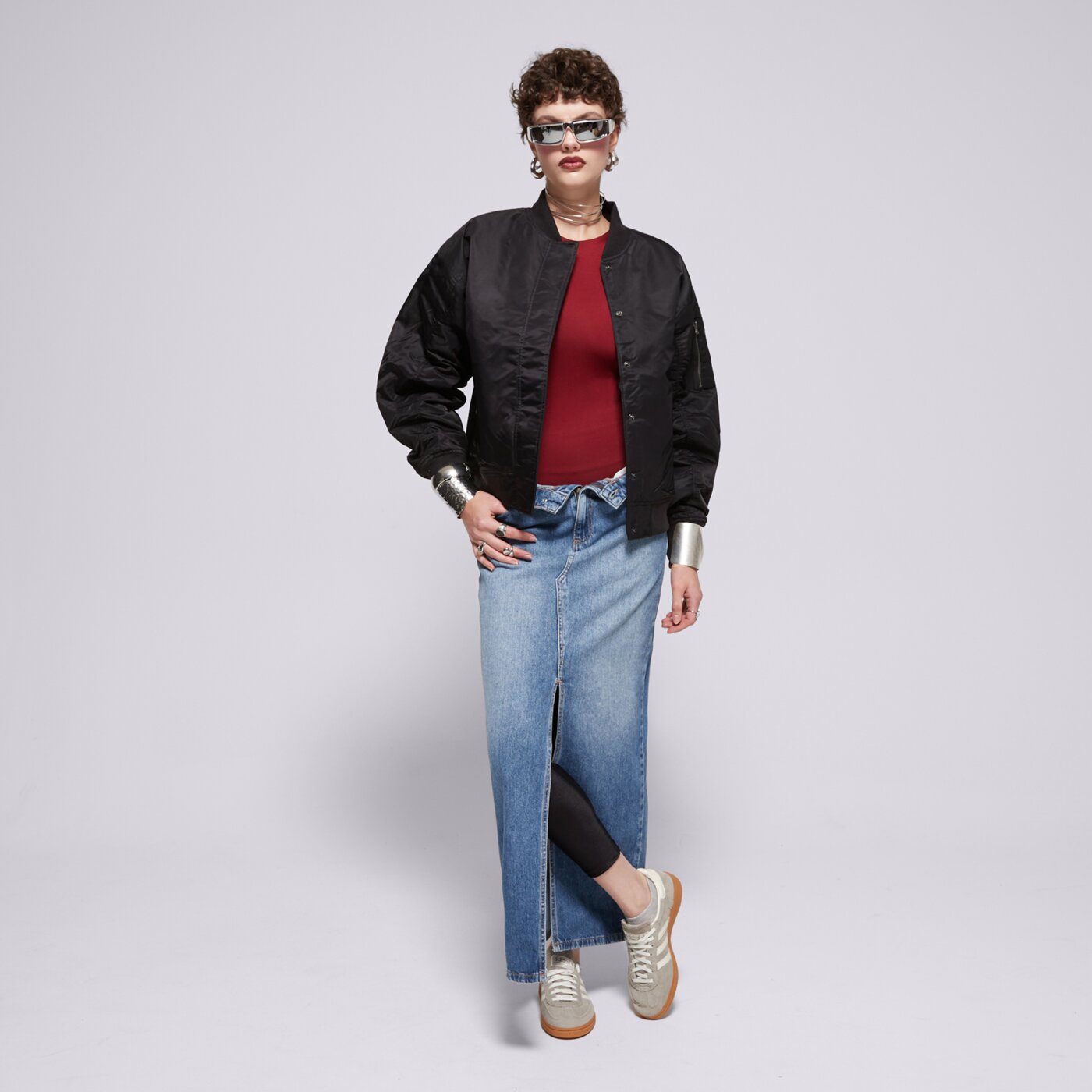 Kurtka zimowa damska VANS KURTKA BENNETT BOMBER vn000hjfblk kolor czarny