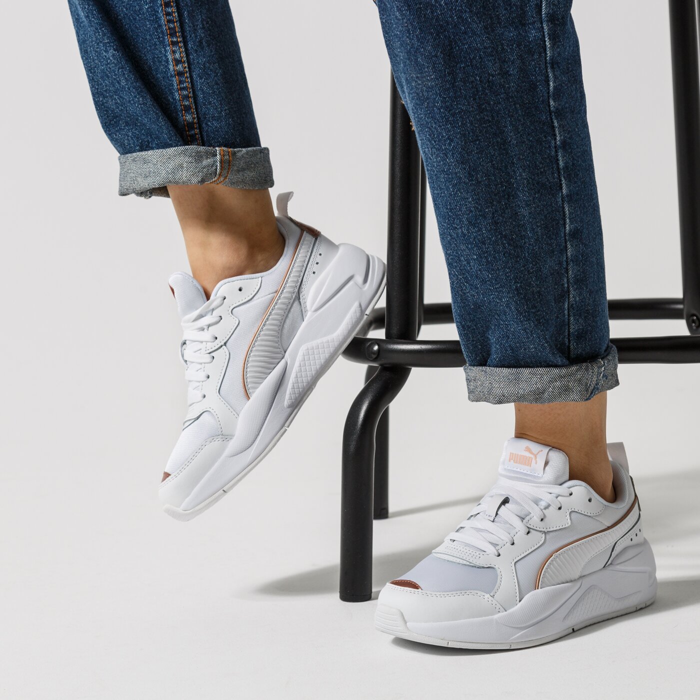 Buty sportowe damskie PUMA X-RAY METALLIC WN'S 37307202 kolor biały