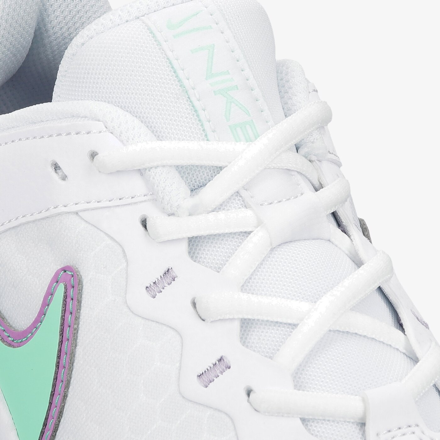 Buty treningowe damskie NIKE LEGEND ESSENTIAL 2 cq9545-100 kolor biały