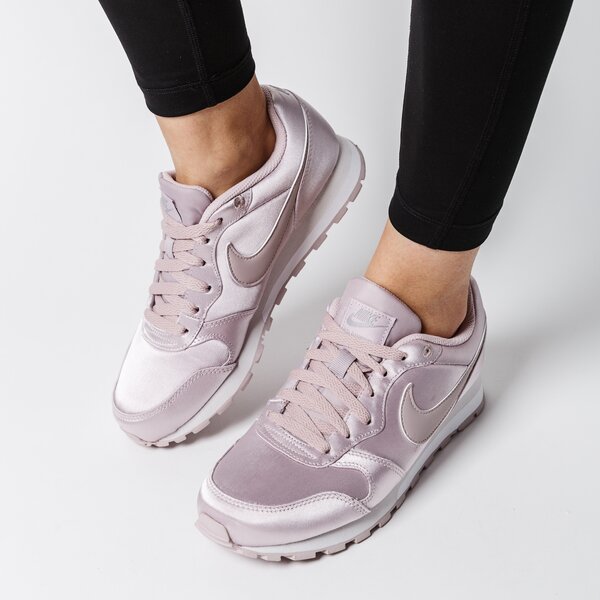 Buty sportowe damskie NIKE WMNS MD RUNNER 2  749869-602 kolor różowy