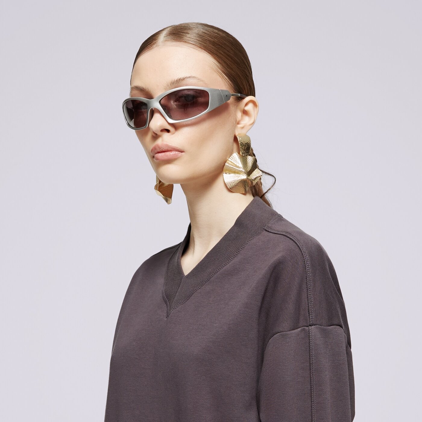Bluza damska CHAMPION BLUZA CREWNECK CROPTOP FUTURE e10007es503 kolor czarny