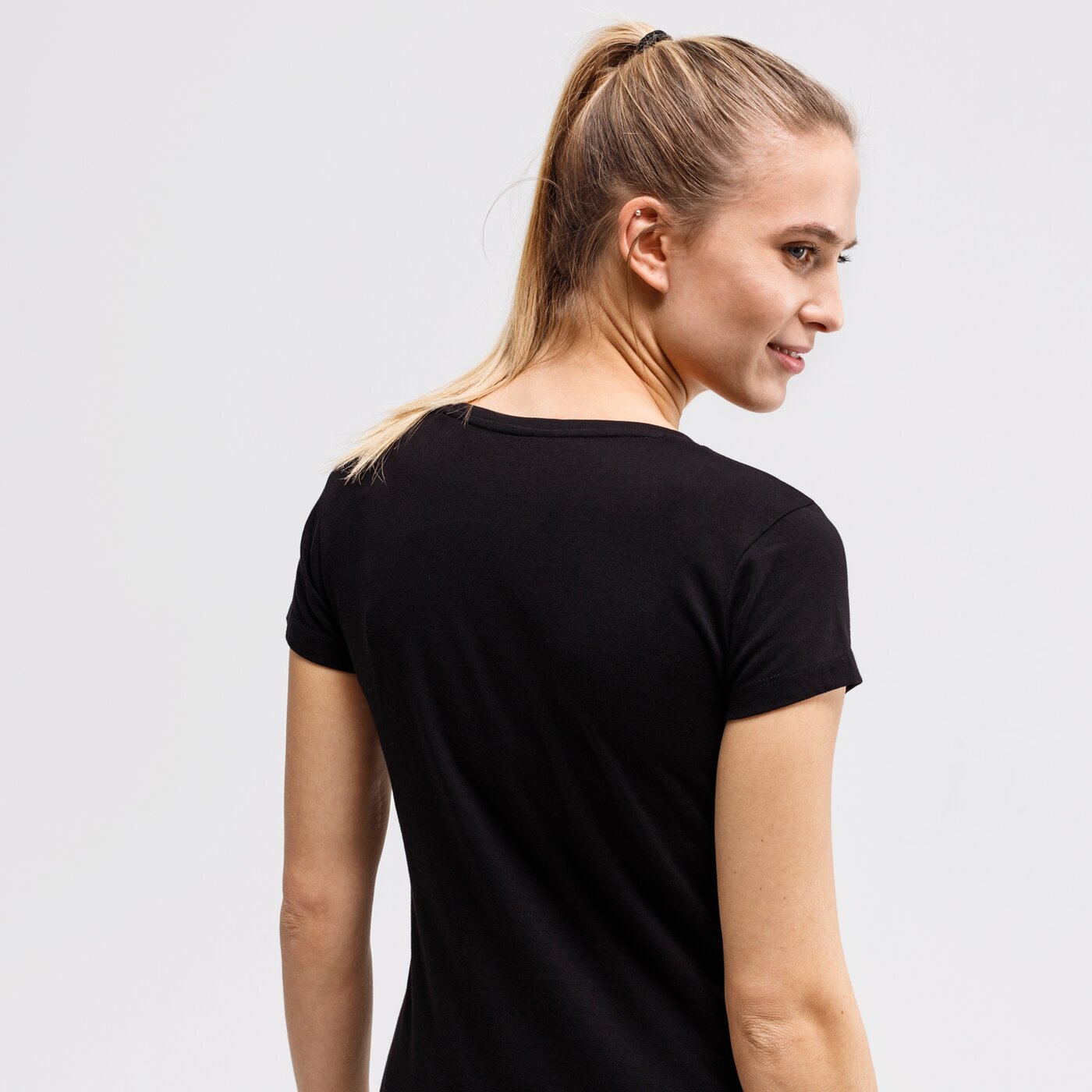 Koszulka damska UMBRO T-SHIRT MOIKO ul320tsd05001 kolor czarny