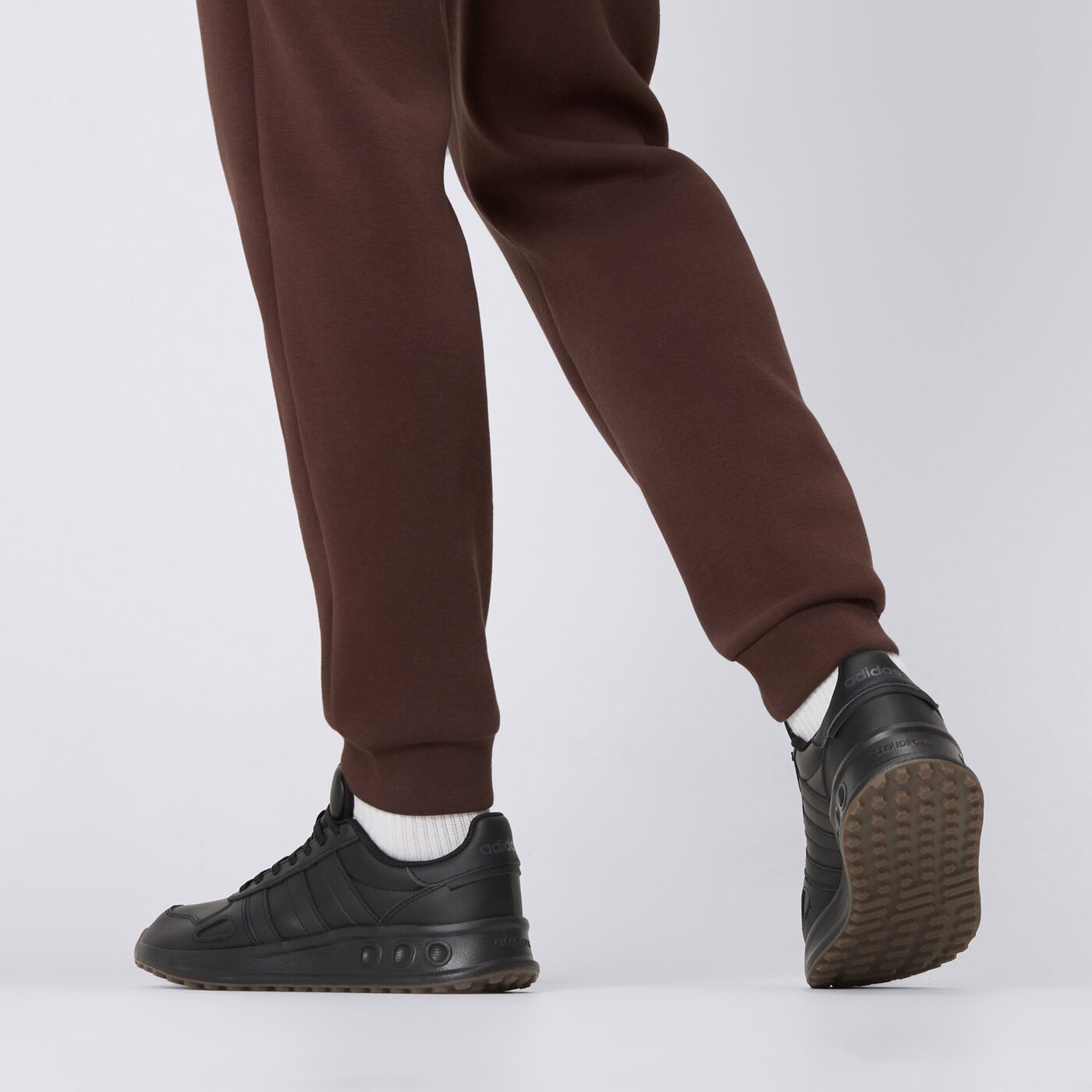 Buty sportowe męskie ADIDAS RUN 84 ji4873 kolor czarny