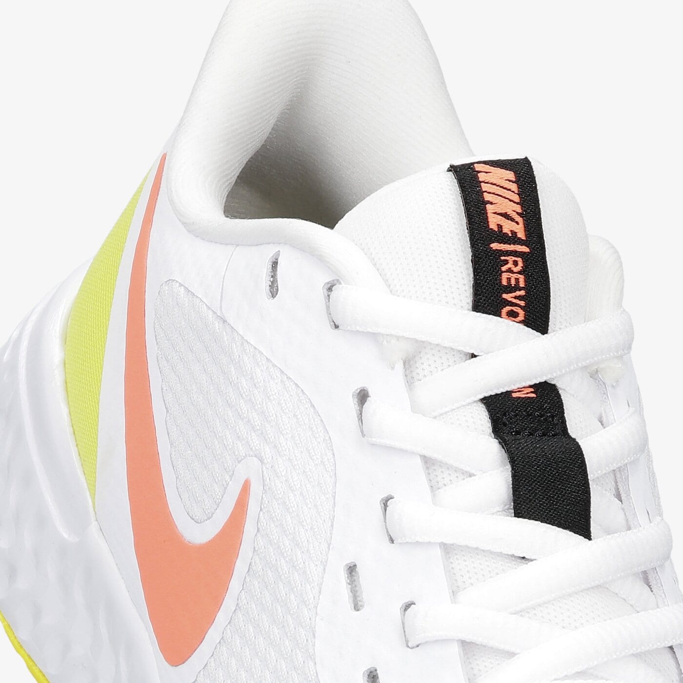 Buty do biegania damskie NIKE REVOLUTION 5 bq3207-107 kolor biały