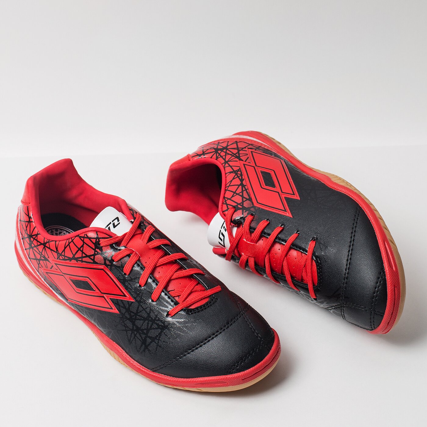 Buty piłkarskie dla dzieci LOTTO LZG 700 X ID JR t3435 kolor czarny