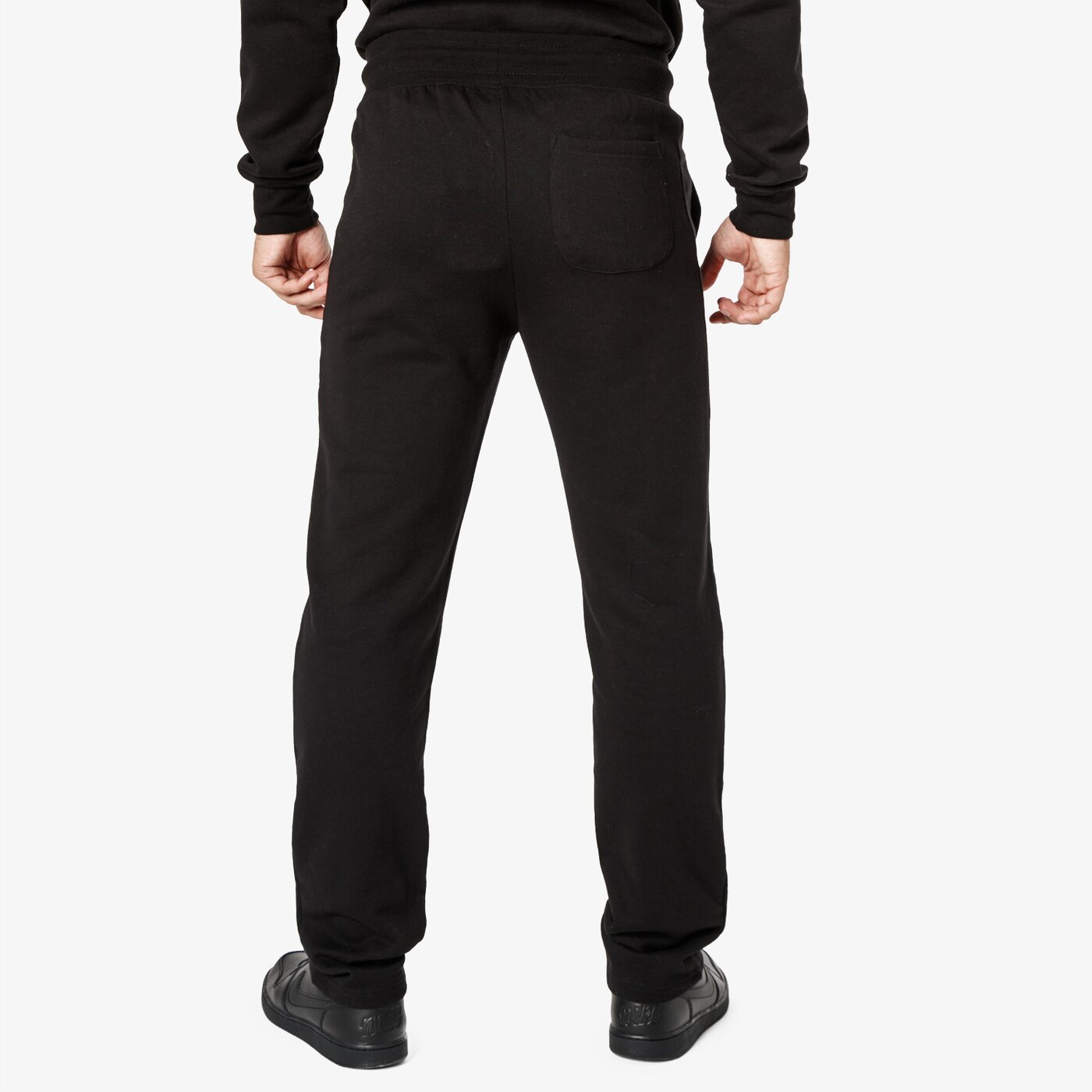 Spodnie dresowe męskie LONSDALE SPODNIE ROCHDALE 1136961001 kolor czarny