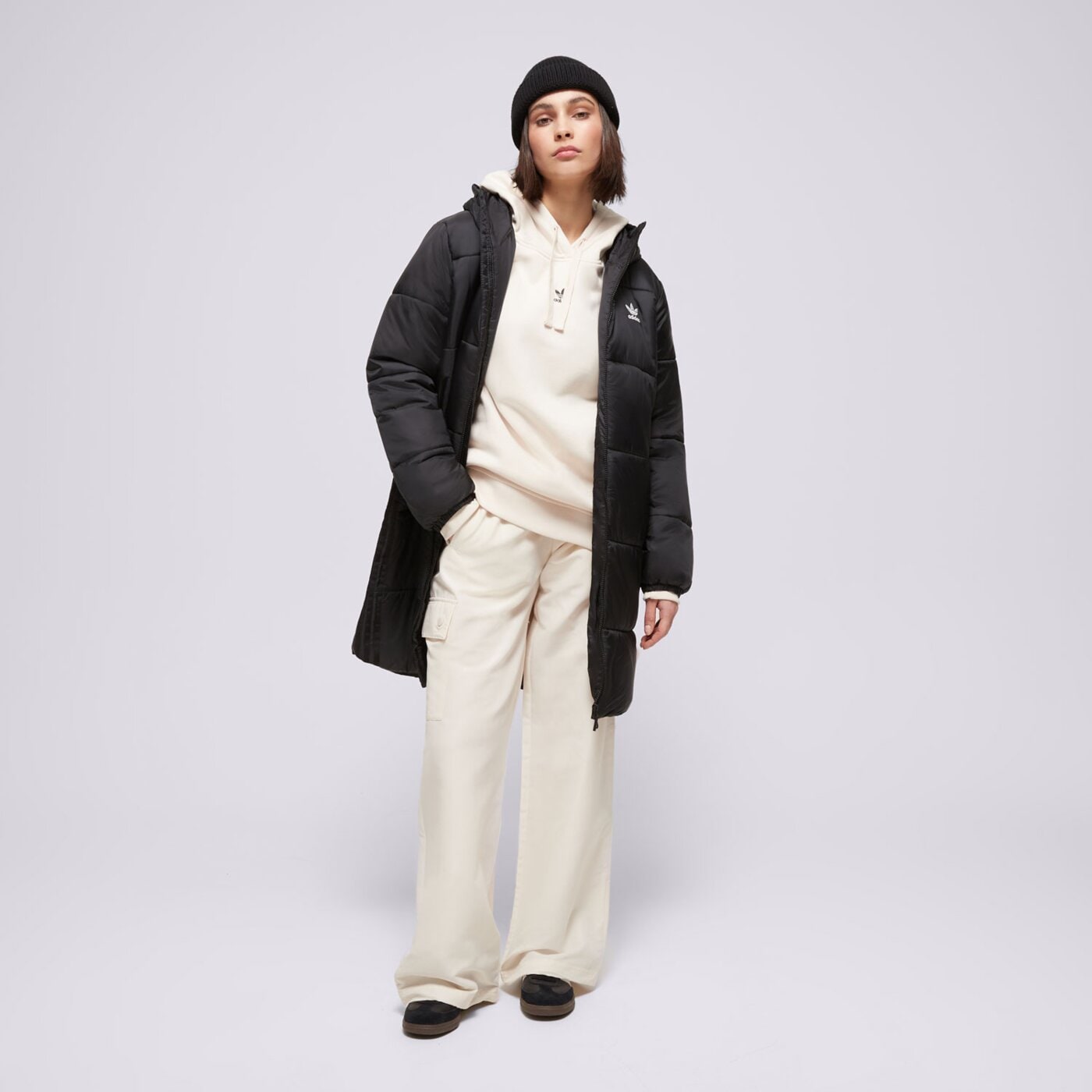 Spodnie dresowe damskie ADIDAS SPODNIE ESSENTIALS WOVEN CARGO ix9970 kolor beżowy