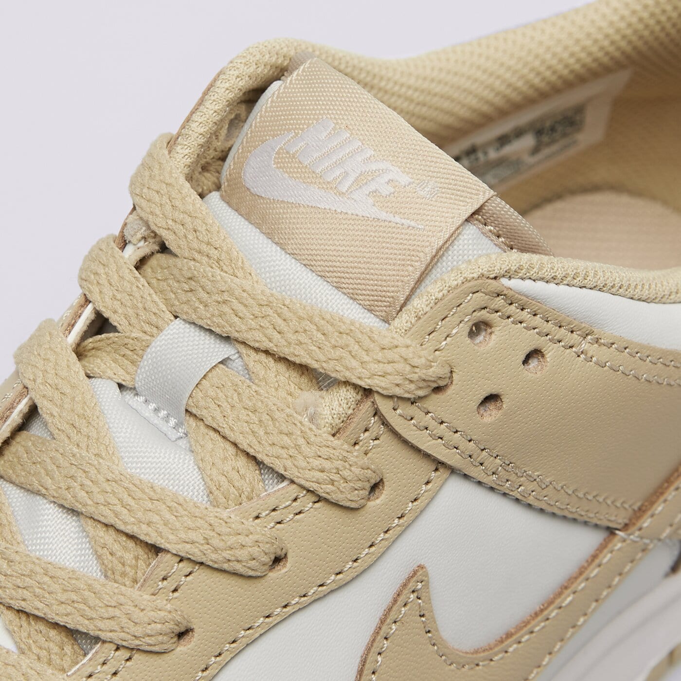 Buty dziecięce NIKE DUNK LOW fb9109-200 kolor beżowy