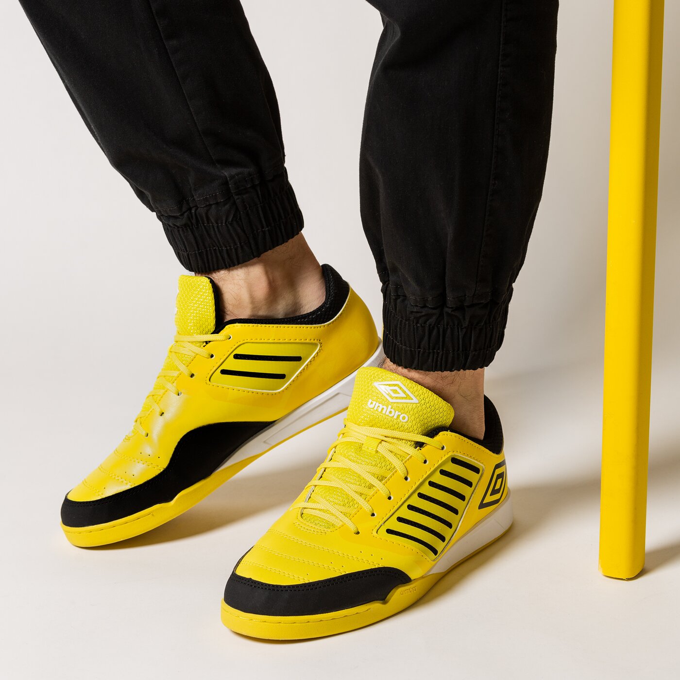 Buty piłkarskie męskie UMBRO CHALEIRA LIGA 81347ua6c kolor żółty