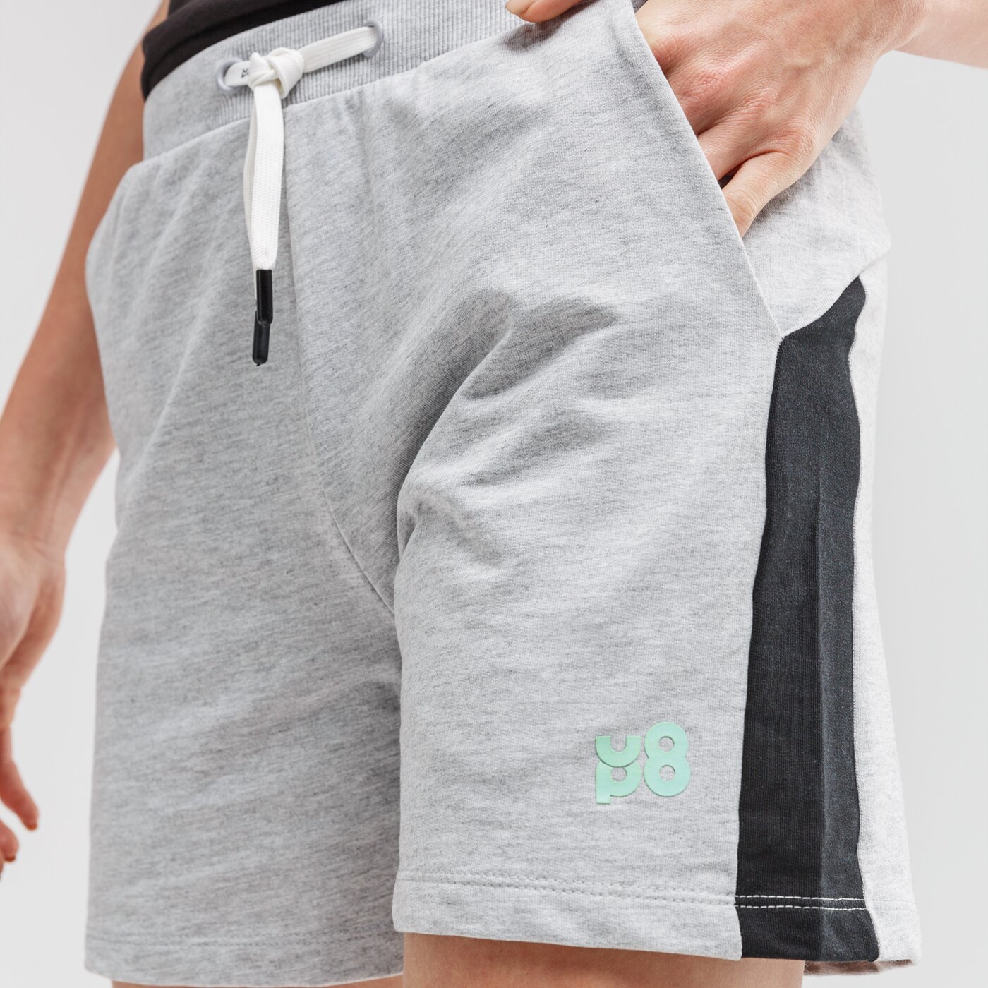 Spodenki damskie UP8 SZORTY TAIF up120szd04003 kolor szary